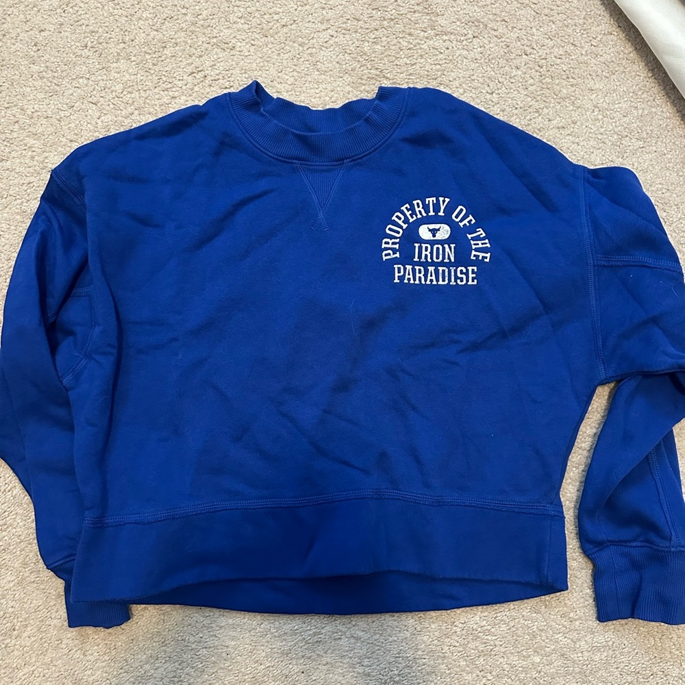 UA Blue cropped sweatshirt